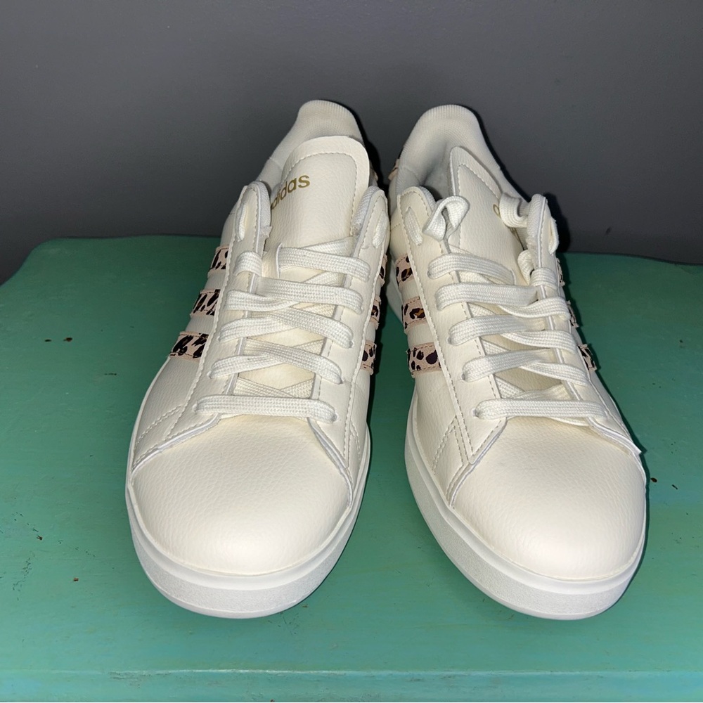 Adidas Grand Court 2.0 Sneakers Magic Beige Matte Gold Leopard Print Size 7 - Picture 3 of 7